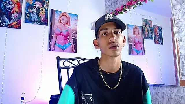 Snapshot of briamhoconor_xh chatting on October 8, 2025, 12:45 am briamhoconor xh online show from October 8, 2025, 12:45 am