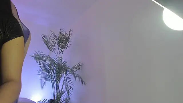 Snapshot of Hadid_Jimenez_ chatting on April 23, 2026, 8:21 pm Hadid Jimenez online show from April 23, 2026, 8:21 pm