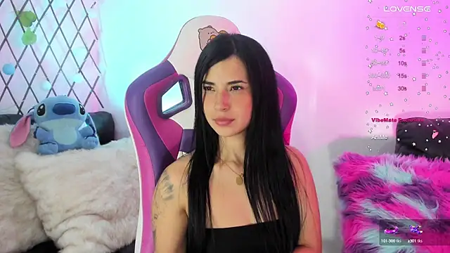 Snapshot of Hadid_Jimenez_ chatting on October 9, 2025, 8:31 pm Hadid Jimenez online show from October 9, 2025, 8:31 pm