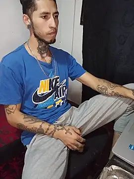 Tattoboy19cm online show from May 17, 2026, 3:17 am