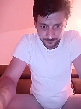 a7ex online show from September 12, 2025, 8:52 pm