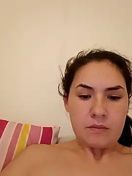 Snapshot of Lovely-deea chatting on October 21, 2025, 8:14 am Lovely-deea online show from October 21, 2025, 8:14 am