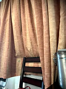 MrsSizzle online show from October 21, 2025, 7:02 pm