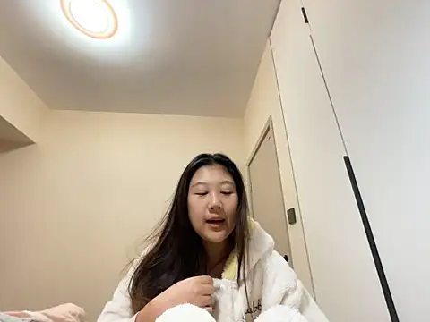 Snapshot of xena0501 chatting on November 18, 2025, 3:04 pm xena0501 online show from November 18, 2025, 3:04 pm