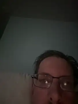 Snapshot of JJG327 chatting on February 10, 2026, 5:17 am JJG327 online show from February 10, 2026, 5:17 am