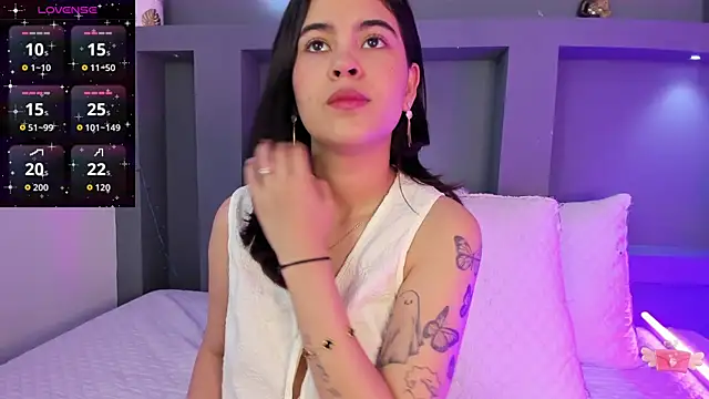 MaiaaCandy online show from October 16, 2025, 8:17 pm