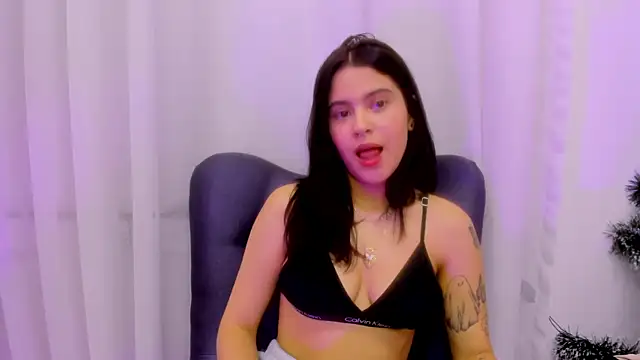 MaiaaCandy online show from December 21, 2025, 4:14 am