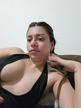 AmaiaSalvatore online show from June 17, 2026, 6:18 pm