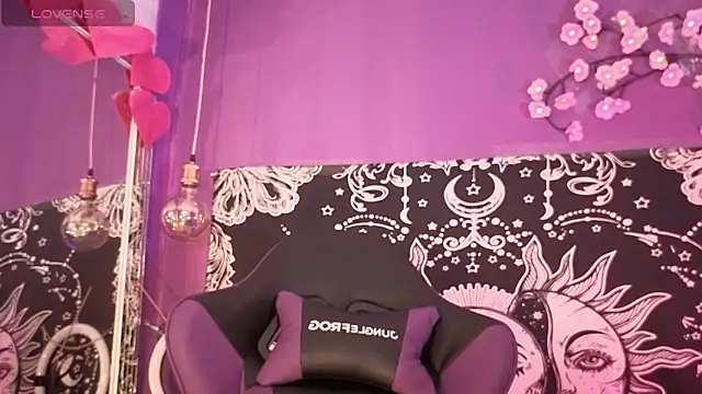 Snapshot of Gaia_Gatex chatting on February 21, 2026, 1:46 pm Gaia Gatex online show from February 21, 2026, 1:46 pm