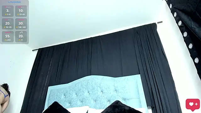 Snapshot of ZoeBlue6 chatting on February 15, 2026, 12:04 pm ZoeBlue6 online show from February 15, 2026, 12:04 pm