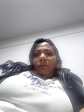 Snapshot of dyjaA chatting on June 20, 2026, 9:20 pm dyjaA online show from June 20, 2026, 9:20 pm