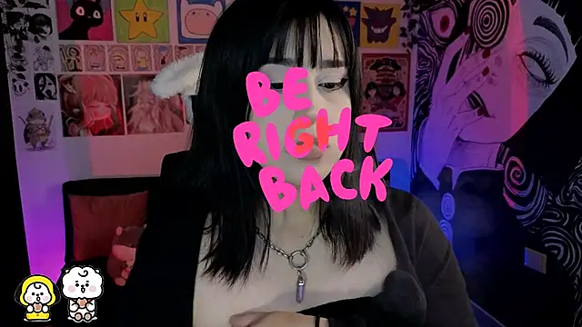 Snapshot of Yuhwan_ chatting on October 25, 2025, 10:43 pm Yuhwan online show from October 25, 2025, 10:43 pm