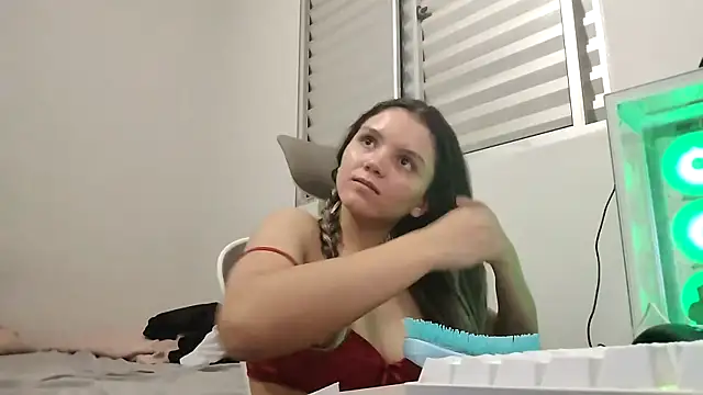 isabelly08ty online show from November 5, 2025, 2:58 am