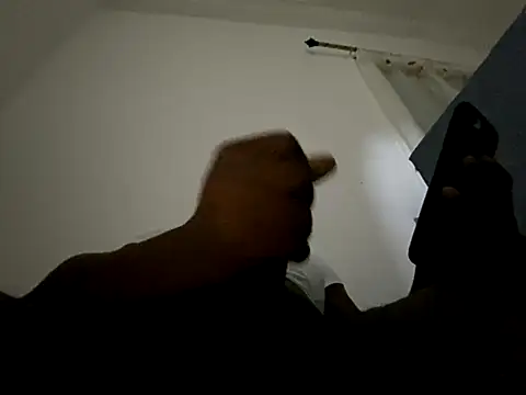 Snapshot of Atta-esi chatting on November 11, 2025, 1:33 am Atta-esi online show from November 11, 2025, 1:33 am