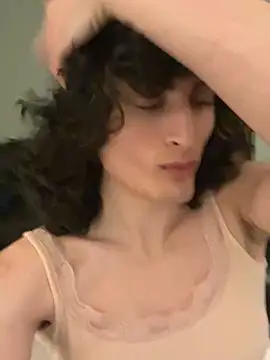 andrx bambi online show from April 26, 2026, 11:24 pm