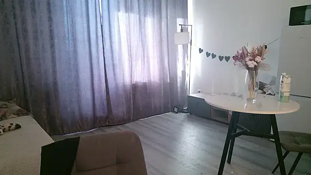 LucyRose3 online show from February 23, 2026, 12:39 pm