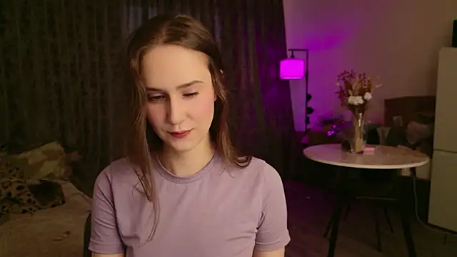 LucyRose3 online show from May 1, 2026, 6:02 pm
