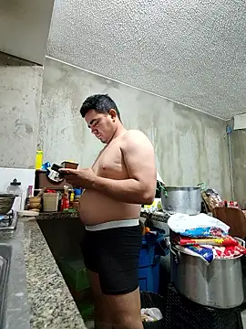 2025-DANIEL online show from January 8, 2026, 11:44 pm