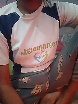 Snapshot of Mynidhiji chatting on December 17, 2025, 7:30 pm Mynidhiji online show from December 17, 2025, 7:30 pm