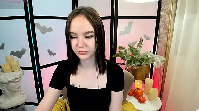 Snapshot of MarySparkle chatting on October 14, 2025, 4:46 am MarySparkle online show from October 14, 2025, 4:46 am