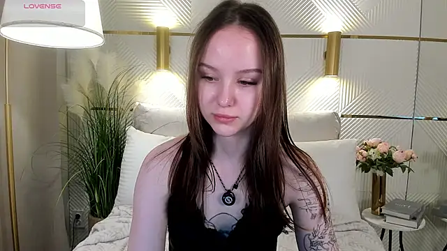 Snapshot of MarySparkle chatting on July 5, 2026, 3:33 am MarySparkle online show from July 5, 2026, 3:33 am