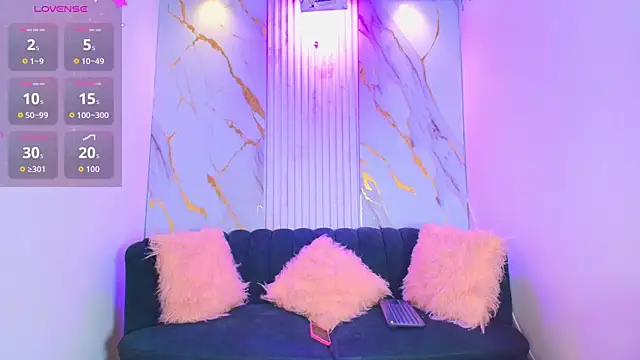 Snapshot of Mhiaa_Sweet chatting on October 28, 2025, 12:04 pm Mhiaa Sweet online show from October 28, 2025, 12:04 pm