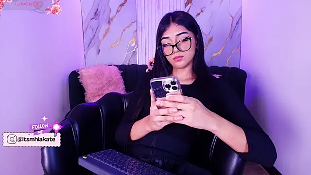 Snapshot of Mhiaa_Sweet chatting on April 2, 2026, 12:12 pm Mhiaa Sweet online show from April 2, 2026, 12:12 pm