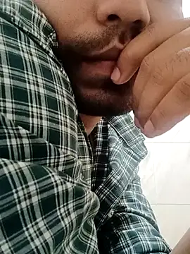 Snapshot of aarav_013 chatting on March 1, 2026, 7:08 am aarav 013 online show from March 1, 2026, 7:08 am