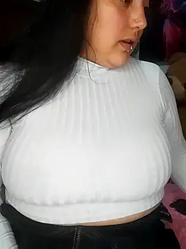 Snapshot of kittenFreyja_ chatting on November 25, 2025, 11:27 pm kittenFreyja online show from November 25, 2025, 11:27 pm