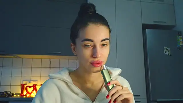 Snapshot of EvaMelnik chatting on October 11, 2025, 2:51 pm EvaMelnik online show from October 11, 2025, 2:51 pm