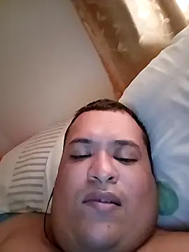 Andresdavid33 online show from October 5, 2025, 9:05 pm