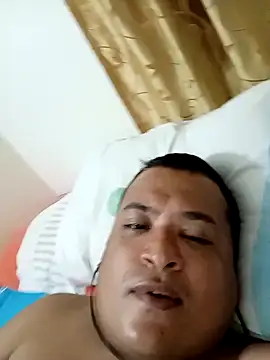 Andresdavid33 online show from October 3, 2025, 8:38 am