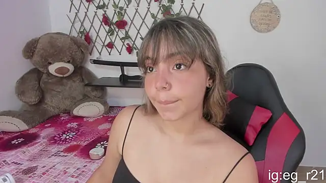 emma grays2 online show from October 24, 2025, 5:17 am