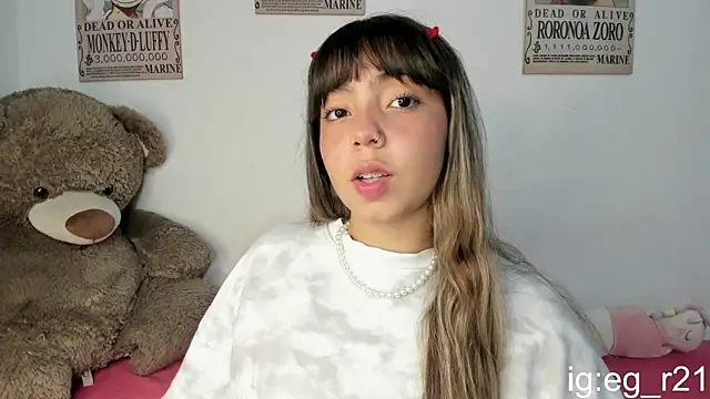 Snapshot of emma_grays2 chatting on April 25, 2026, 5:10 am emma grays2 online show from April 25, 2026, 5:10 am