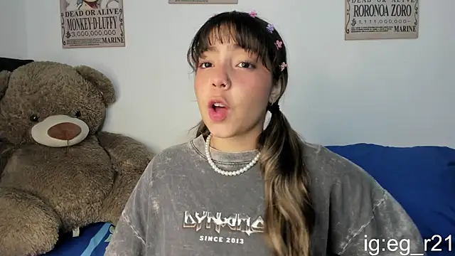 Snapshot of emma_grays2 chatting on April 24, 2026, 6:48 am emma grays2 online show from April 24, 2026, 6:48 am