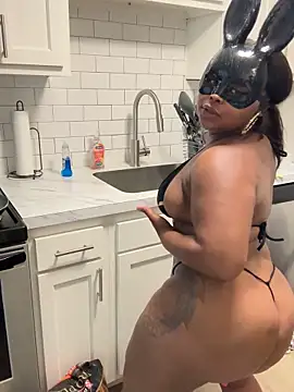 Snapshot of Juicystorm chatting on October 12, 2025, 7:48 pm Juicystorm online show from October 12, 2025, 7:48 pm