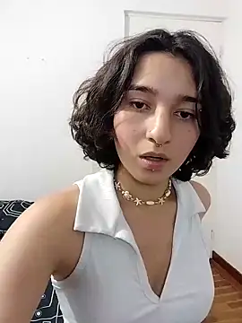 Snapshot of LuaBusch chatting on September 13, 2025, 2:44 am LuaBusch online show from September 13, 2025, 2:44 am