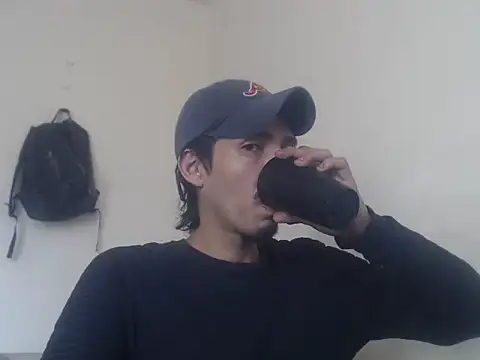 snackontime18 online show from June 27, 2026, 9:54 pm