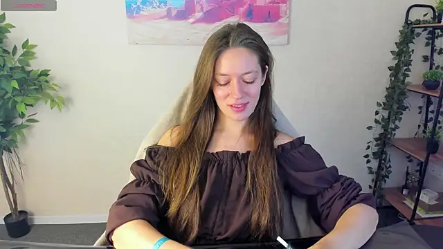 Snapshot of Agnes_Wells chatting on July 12, 2026, 1:17 am Agnes Wells online show from July 12, 2026, 1:17 am