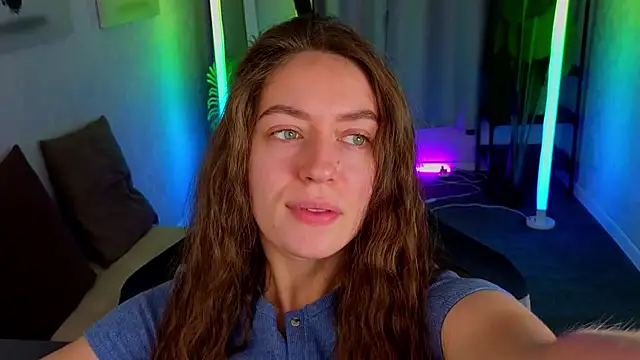 Snapshot of Agnes_Wells chatting on July 27, 2026, 1:34 am Agnes Wells online show from July 27, 2026, 1:34 am