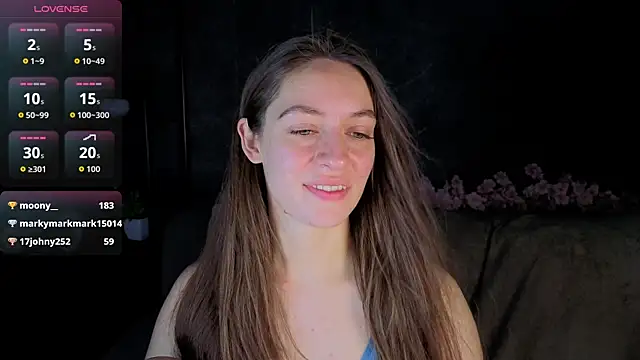 Snapshot of Agnes_Wells chatting on July 2, 2026, 3:23 am Agnes Wells online show from July 2, 2026, 3:23 am
