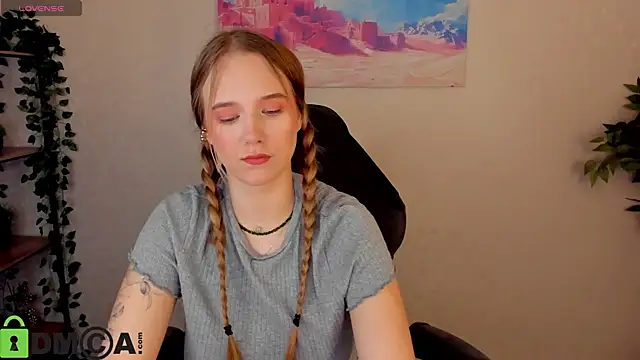 Casey Sweeet online show from April 28, 2026, 3:38 pm