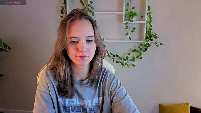 Casey Sweeet online show from November 26, 2025, 9:53 am