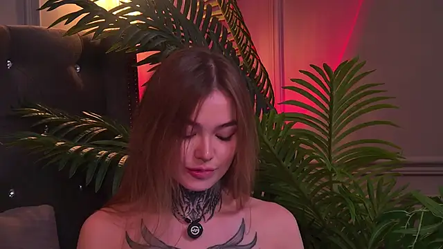 AriWild online show from June 17, 2026, 4:56 am