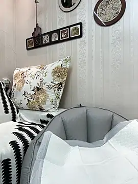 Snapshot of wen521 chatting on October 17, 2025, 1:20 am wen521 online show from October 17, 2025, 1:20 am