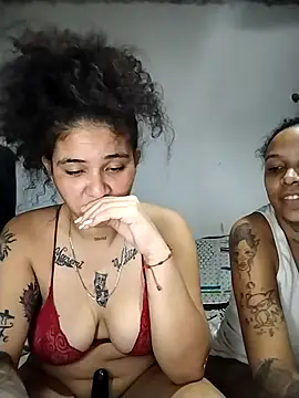 Snapshot of Vale_Nikol21 chatting on November 22, 2025, 1:48 am Vale Nikol21 online show from November 22, 2025, 1:48 am