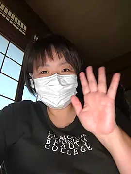 Snapshot of yukari_0011 chatting on October 16, 2025, 1:03 am yukari 0011 online show from October 16, 2025, 1:03 am