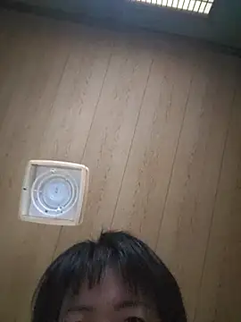 Snapshot of yukari_0011 chatting on September 24, 2025, 12:18 am yukari 0011 online show from September 24, 2025, 12:18 am