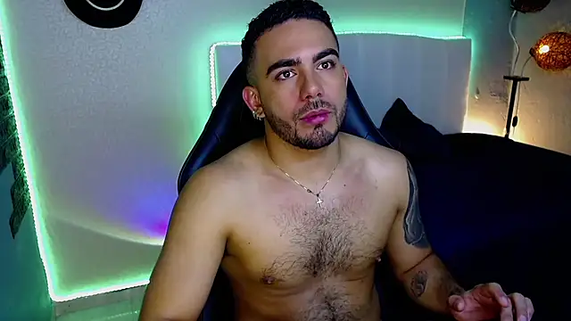 adamhairy online show from June 26, 2026, 7:42 pm