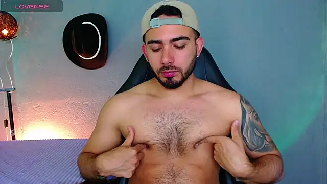 adamhairy online show from July 29, 2026, 8:52 pm